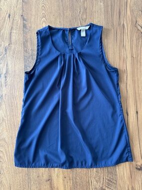 Banana Republic navy sleeveless blouse, size small